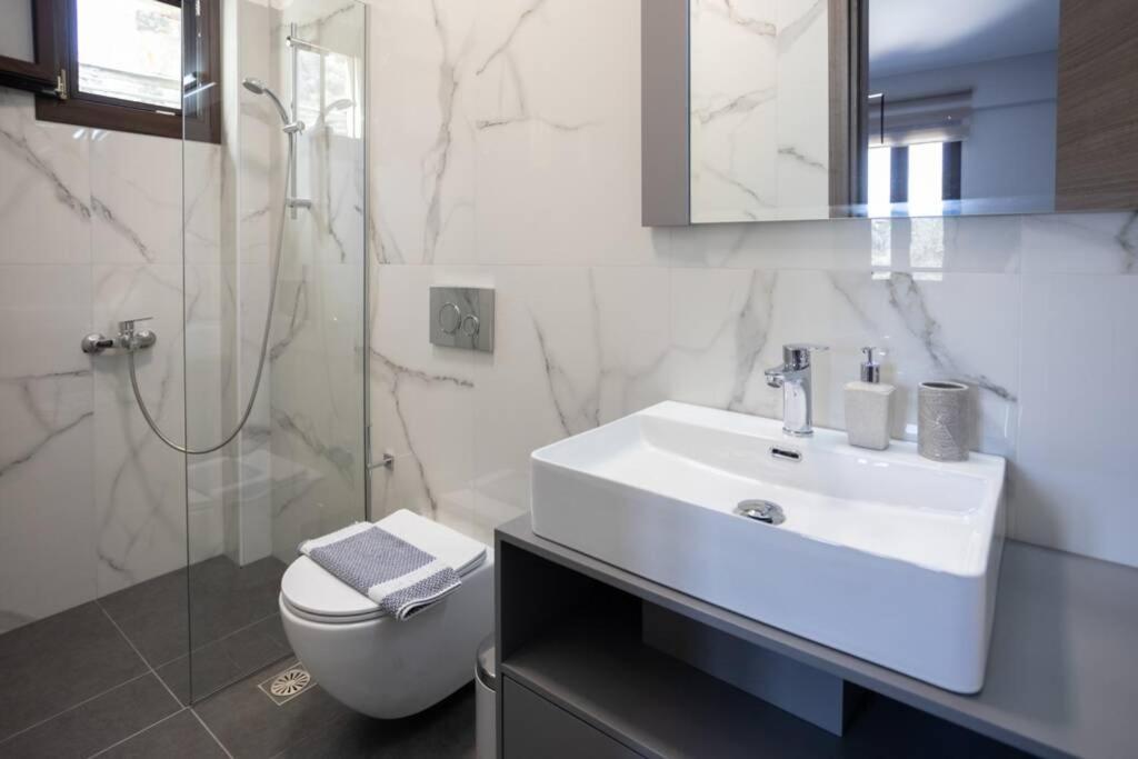 Mela Luxury Apartments Μαρουλάς Εξωτερικό φωτογραφία